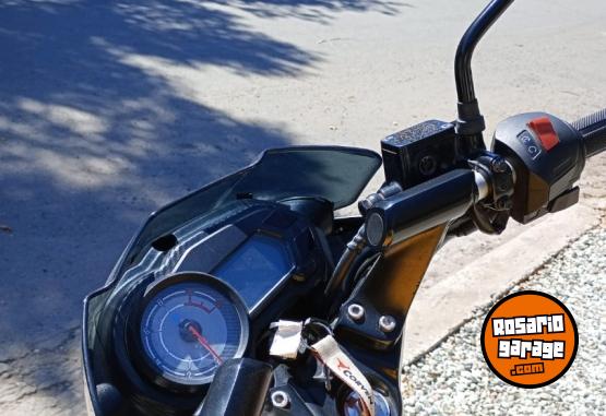 Motos - Bajaj Rouser NS 125 2023 Nafta 8000Km - En Venta