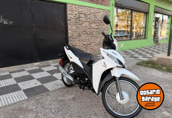 Motos - Honda Wave 110cc 2022 Nafta 6200Km - En Venta