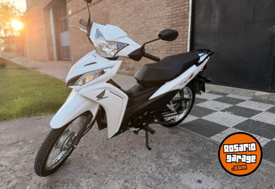 Motos - Honda Wave 110cc 2022 Nafta 6200Km - En Venta