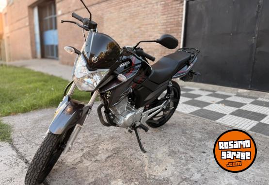 Motos - Yamaha Ybrz 125cc 2022 Nafta 5600Km - En Venta