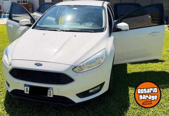 Autos - Ford Focus 2016 Nafta 120000Km - En Venta