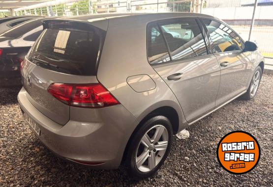 Autos - Volkswagen GOLF VII 1.6 2017 Nafta 124000Km - En Venta