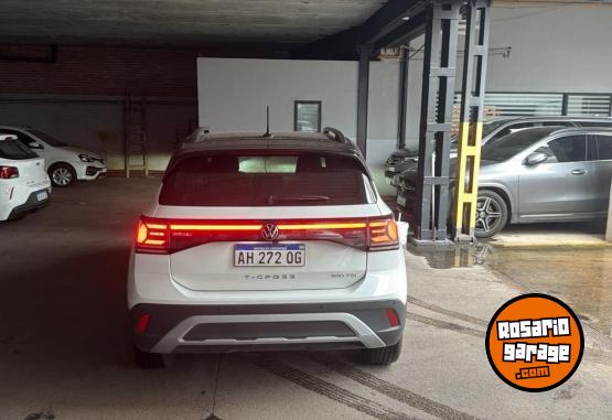 Autos - Volkswagen T Cross 2025 Nafta 14000Km - En Venta