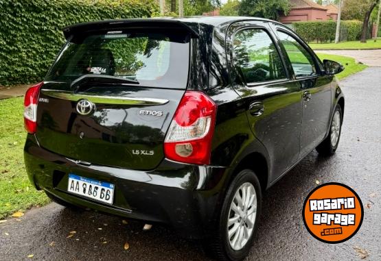 Autos - Toyota etios xls 1.5 m/t 2016 Nafta 145000Km - En Venta
