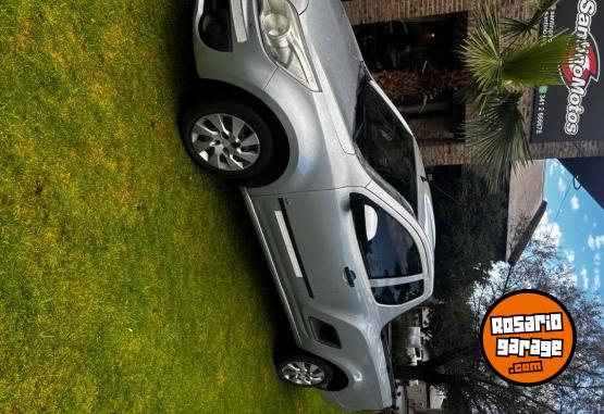 Camionetas - Chevrolet Montana LS 2012 GNC 157400Km - En Venta