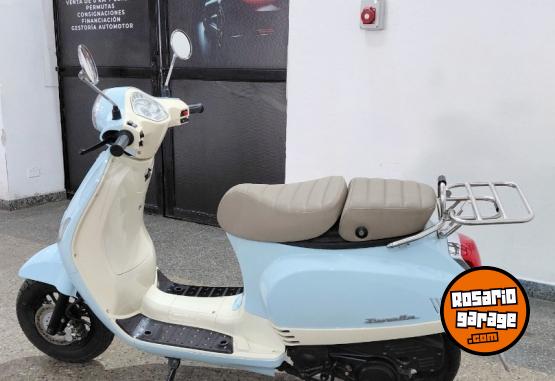 Motos - Zanella STYLER EXCLUSIVE 150 2024 Nafta 1337Km - En Venta