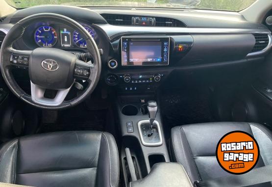 Camionetas - Toyota Hilux SRX 2016 Diesel 180000Km - En Venta