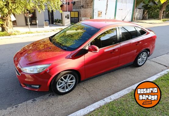 Autos - Ford Focus. S 4ptas. Motor1.6 2017 Nafta 30700Km - En Venta
