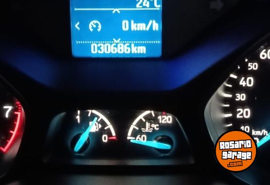 Autos - Ford Focus. S 4ptas. Motor1.6 2017 Nafta 30700Km - En Venta