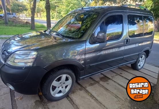 Utilitarios - Peugeot Partner patag�nica 2015 Diesel 222300Km - En Venta