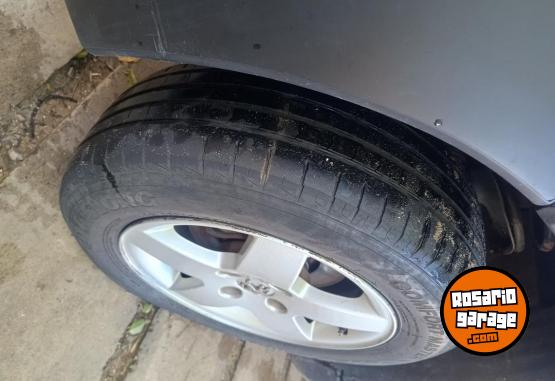 Utilitarios - Peugeot Partner patag�nica 2015 Diesel 222300Km - En Venta