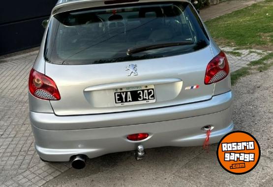 Autos - Peugeot 206 2005 Nafta 140000Km - En Venta