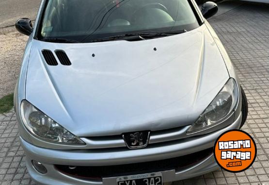 Autos - Peugeot 206 2005 Nafta 140000Km - En Venta