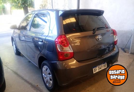 Autos - Toyota Etios 2022 Nafta  - En Venta