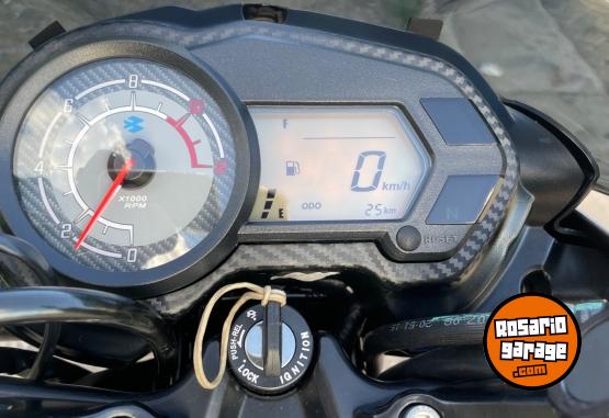 Motos - Bajaj ROUSER NS125 2024 Nafta 25Km - En Venta