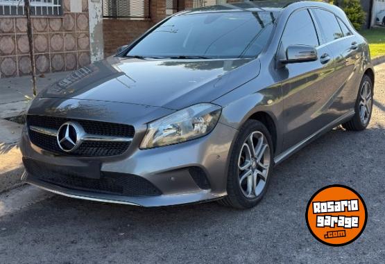 Autos - Mercedes Benz A200 2017 Nafta 123000Km - En Venta