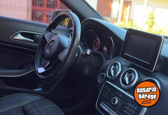 Autos - Mercedes Benz A200 2017 Nafta 123000Km - En Venta