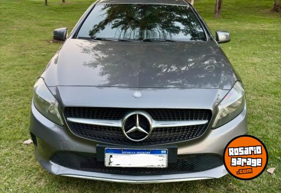 Autos - Mercedes Benz A200 2017 Nafta 123000Km - En Venta