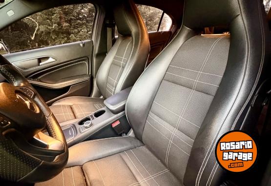 Autos - Mercedes Benz A200 2017 Nafta 123000Km - En Venta