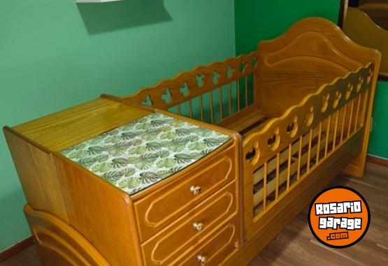 Hogar - Juego de dos camas de una plaza gemelas enchapadas en roble - En Venta