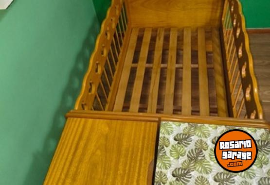 Hogar - Juego de dos camas de una plaza gemelas enchapadas en roble - En Venta