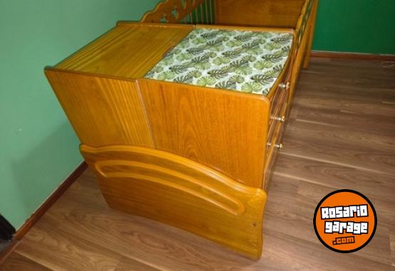 Hogar - Juego de dos camas de una plaza gemelas enchapadas en roble - En Venta