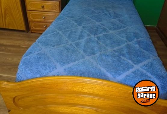 Hogar - Juego de dos camas de una plaza gemelas enchapadas en roble - En Venta