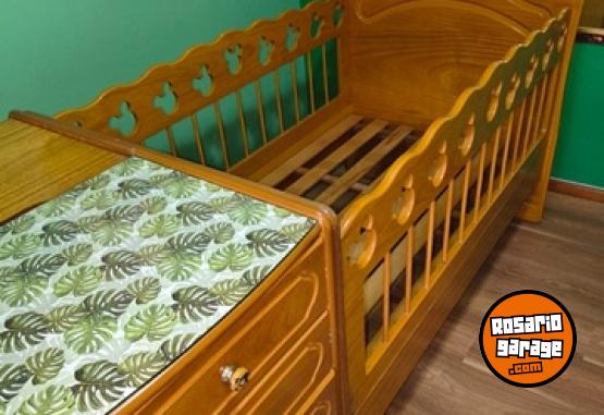 Hogar - Juego de dos camas de una plaza gemelas enchapadas en roble - En Venta