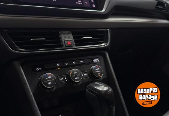 Autos - Volkswagen Taos Comfortline 2022 Nafta 40000Km - En Venta