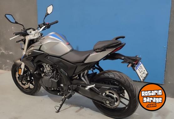 Motos - Gilera VOGE 500R 2023 Nafta 8000Km - En Venta