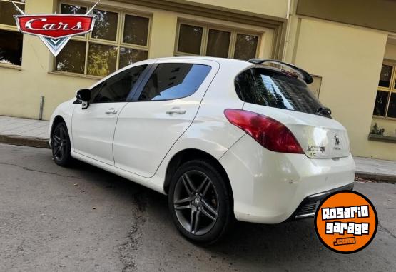 Autos - Peugeot 308 2014 Nafta 146000Km - En Venta