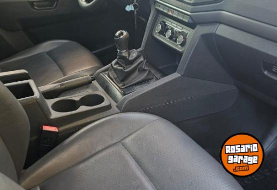 Camionetas - Volkswagen AMAROK TRENDLINE 4X2 2.0L 2022 Diesel 84000Km - En Venta