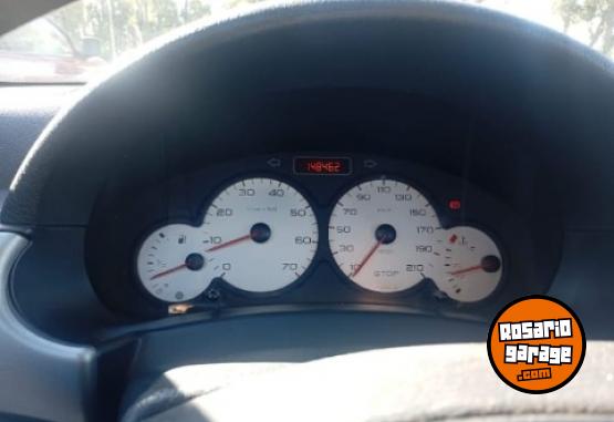 Utilitarios - Peugeot Partner patag�nica 2017 Diesel 148500Km - En Venta