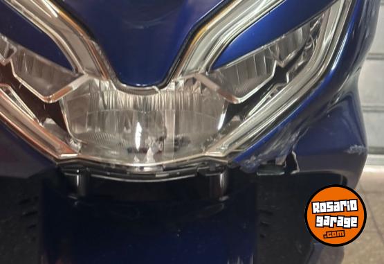 Motos - Honda Pcx 150 2021 Nafta 12500Km - En Venta