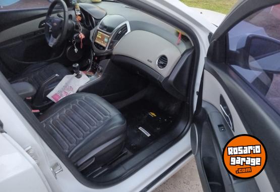 Autos - Chevrolet Cruze LT 2013 Nafta 140000Km - En Venta