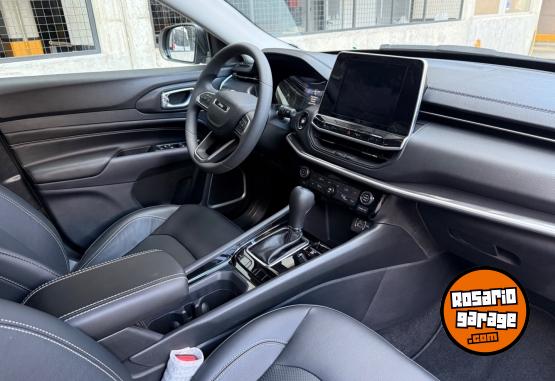 Camionetas - Jeep COMPASS ALTITUDE 2024 Nafta 500Km - En Venta