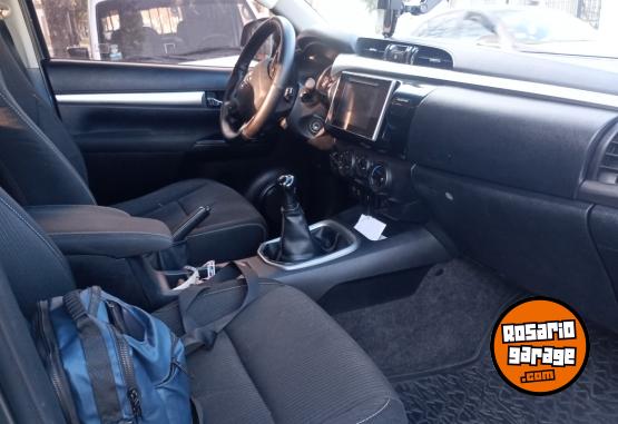 Camionetas - Toyota Hilux 2017 Diesel 193000Km - En Venta