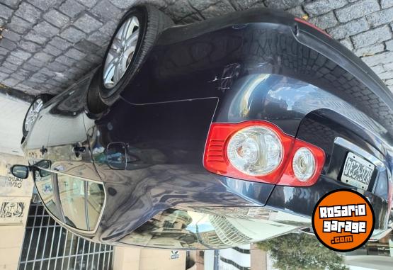 Autos - Volkswagen Vento 2009 Diesel 253000Km - En Venta