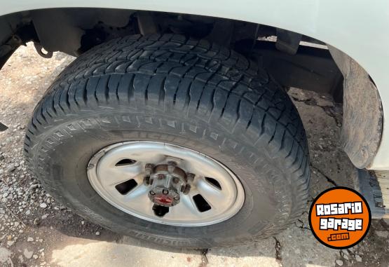 Camionetas - Toyota Hilux 2002 Diesel 583000Km - En Venta