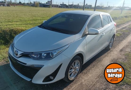 Autos - Toyota Yariz 2019 GNC 120000Km - En Venta