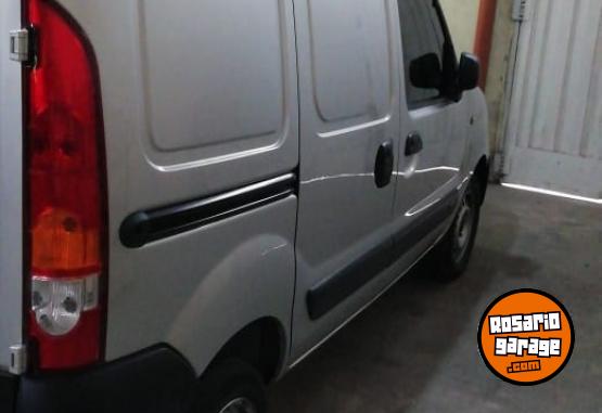 Utilitarios - Renault Kangoo 2017 GNC 105Km - En Venta