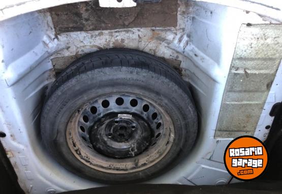 Autos - Renault Logan 2017 Nafta 145000Km - En Venta