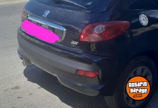 Autos - Peugeot 207 compact 2009 Nafta 208800Km - En Venta