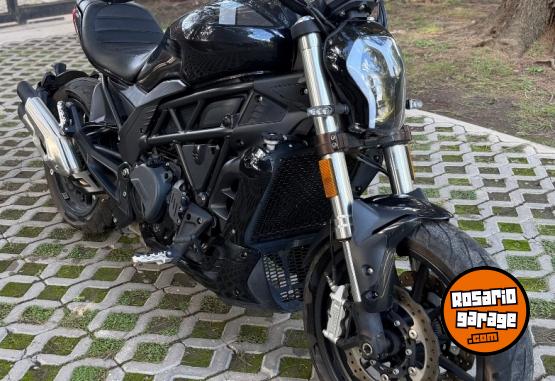 Motos - Benelli 502c 2022 Nafta 10845Km - En Venta