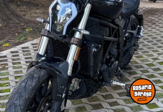 Motos - Benelli 502c 2022 Nafta 10845Km - En Venta