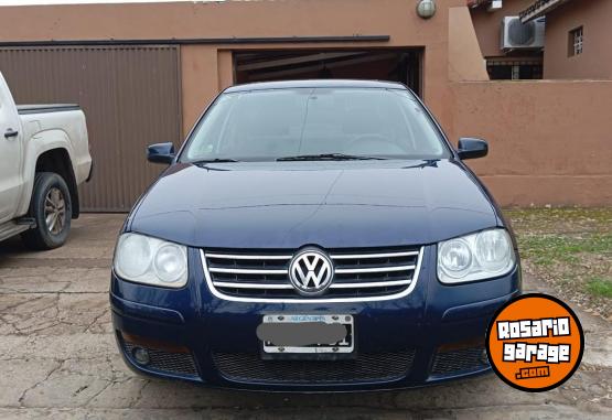 Autos - Volkswagen Bora 2.0 2011 Nafta 200000Km - En Venta