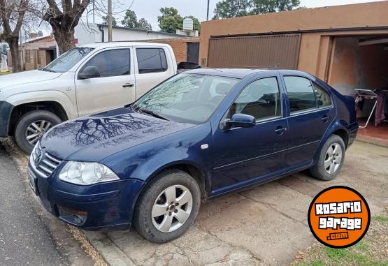 Autos - Volkswagen Bora 2.0 2011 Nafta 200000Km - En Venta