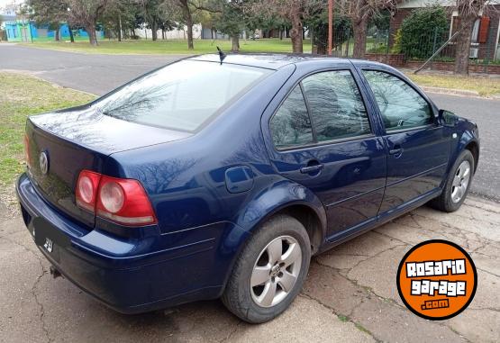 Autos - Volkswagen Bora 2.0 2011 Nafta 200000Km - En Venta
