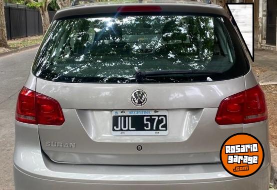 Autos - Volkswagen SURAN Confortline 2011 Nafta 152000Km - En Venta