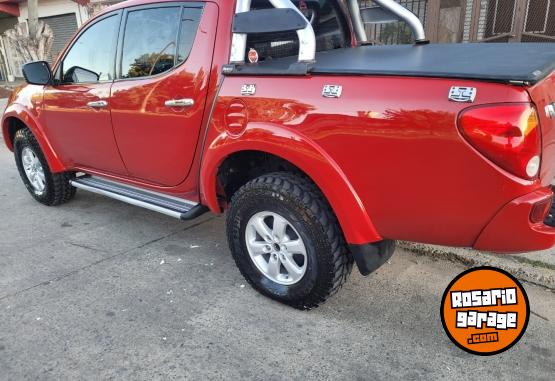 Camionetas - Mitsubishi L200 triton 2013 Diesel 210000Km - En Venta